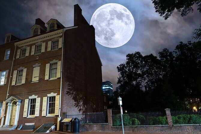 Philly Ghosts Boos and Booze Haunted Pub Crawl - The Bottom Line: Who Will Enjoy This Tour?