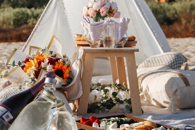 Picnic Tipi with Food and Drink - Analyzing the Value and Practicalities