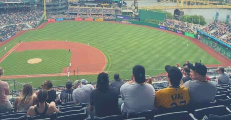 Pittsburgh: Pittsburgh Pirates Baseball Game Ticket - The Experience for Different Travelers