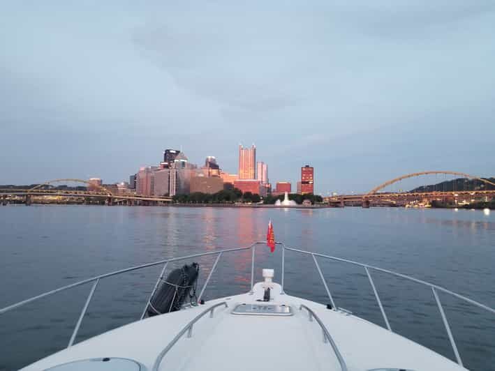 Pittsburgh: Private Yacht River Cruise with Captain and BYOB - What to Expect on Your Pittsburgh Yacht Cruise