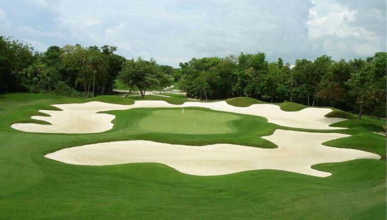 Play Hard Rock Golf Course W/Clubs - Discovering Quintana Roo’s Golf Gem: An Overview