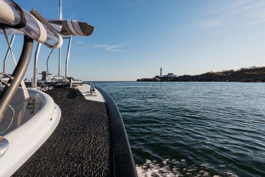 Portland: Maine Lighthouses Sightseeing Cruise with Drinks