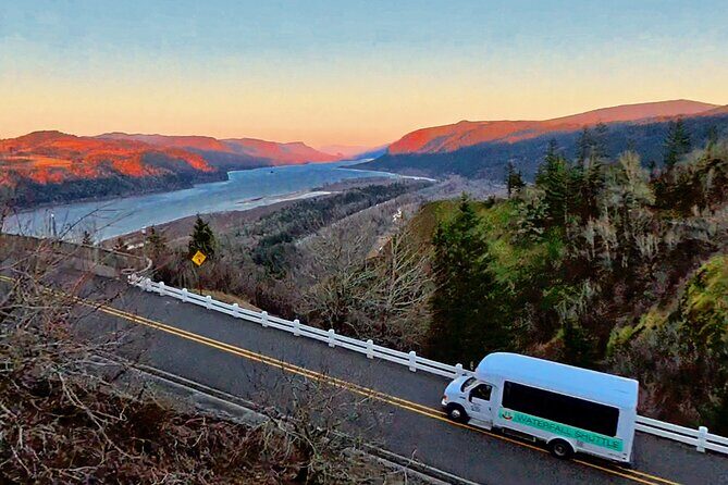 Portland to Multnomah Falls a Waterfall Tour of 5 Falls and More - What Makes the Waterfall Shuttle Stand Out?