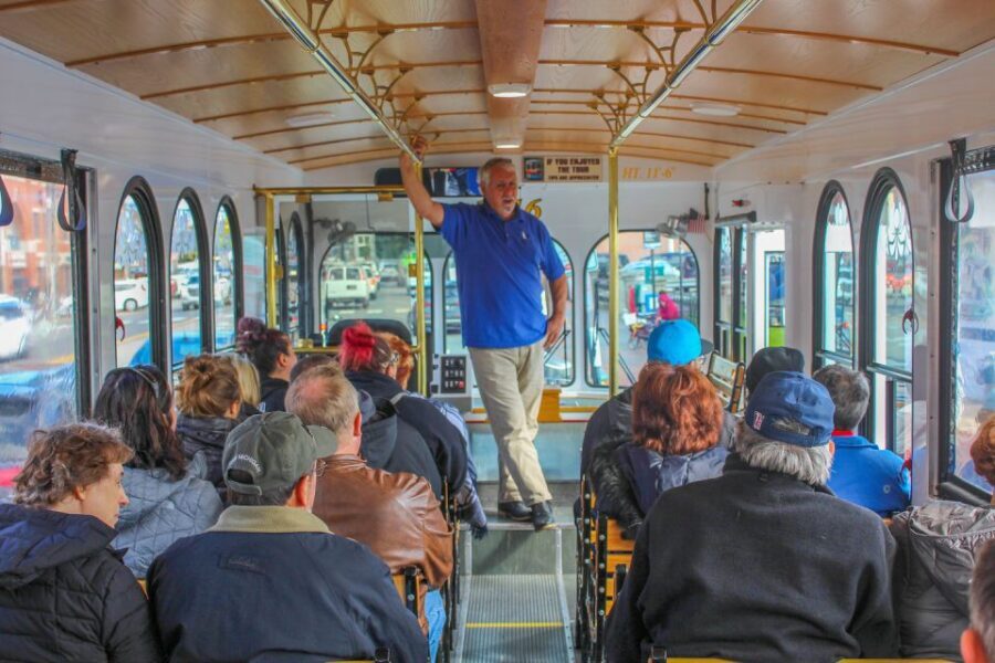 Portland: Trolley City Tour with Portland Head Light Stop