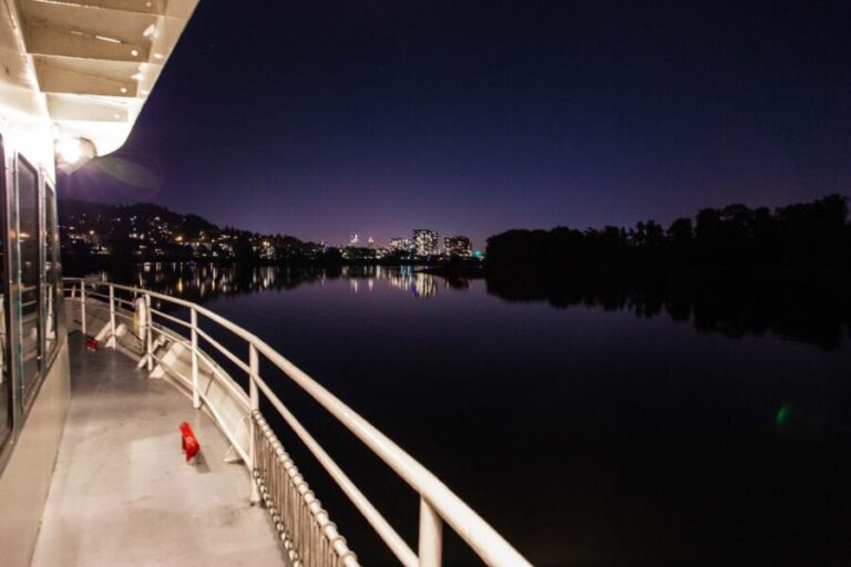 Portland: Willamette River 2.5-hour Dinner Cruise - Practical Details: What You Need to Know