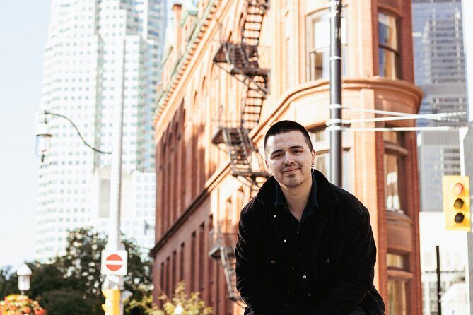 Portraits and Toronto - A photoshoot experience - Who Will Love This Tour?