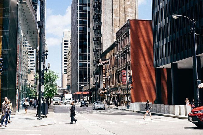 Private 2-Hour Walking Tour: Chicago Loop Interior Architecture - The Practical Aspects