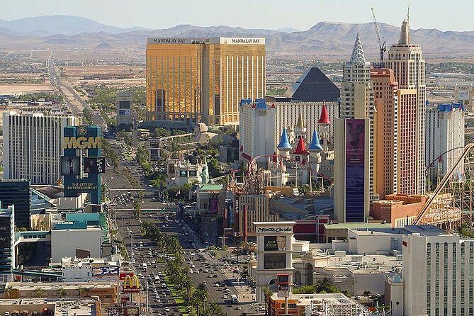 Private 3-Hour Walking Tour of the Las Vegas Strip with Licensed Tour Guide - Price and Value Analysis
