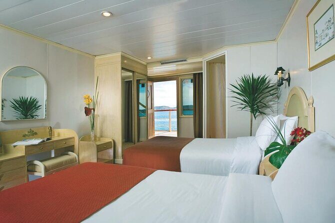 Private 4-Day Movenpick Prince Abbas Lake Cruise - Authenticity Meets Comfort