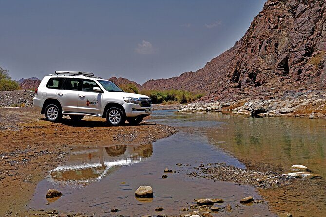 Private 4x4 Desert Drive, Wadi Shawaka Pool Visit with Lunch box - The Value of This Tour