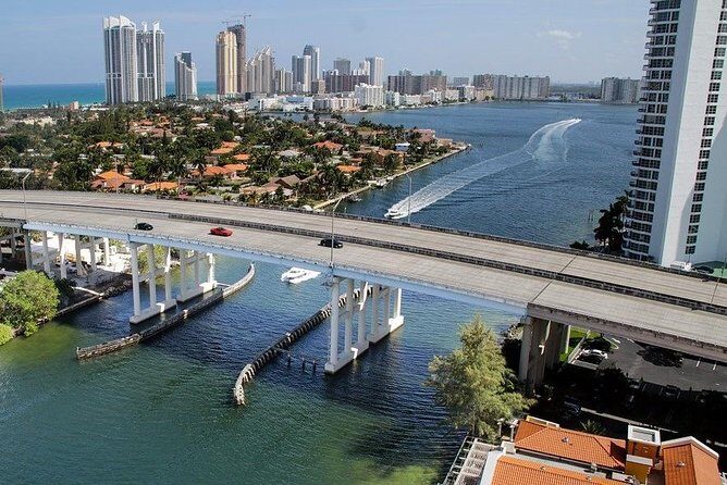 Private 8-hour City Tour of Miami with private driver/guide with hotel pick up - Value and Practicality