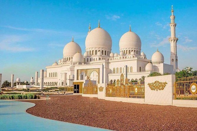Private Abu Dhabi City Tour with Louvre Museum & Lunch - Who Will Love This Tour?