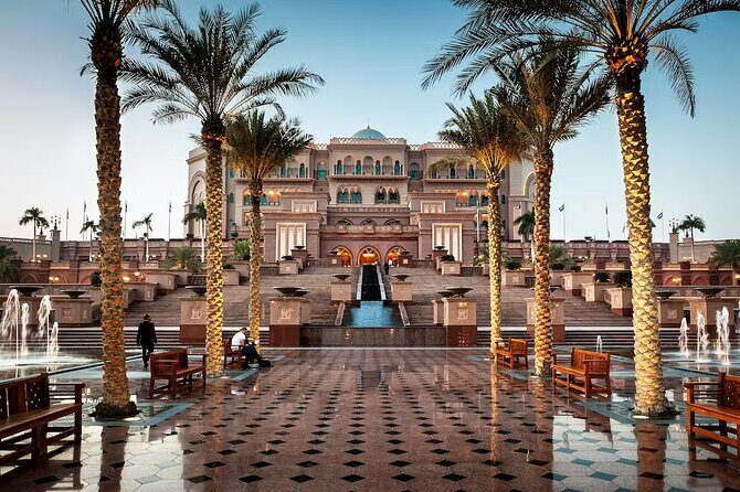 Private Abu Dhabi City Tour with Warner Bros - Price & Value