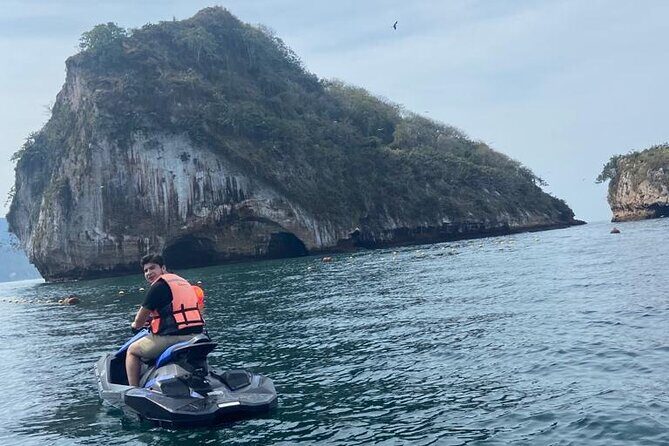 Private adventure jet ski yet sky - Discovering the Puerto Vallarta Bay