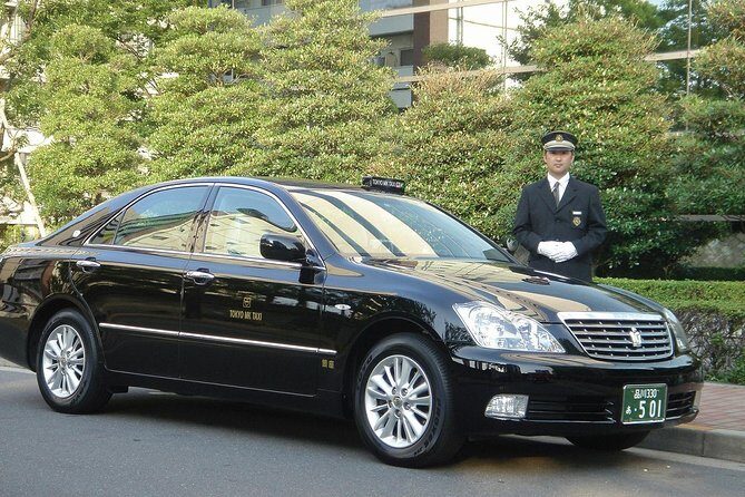 Private Airport transfer from Cairo or Giza to Cairo Airport - The Sum Up