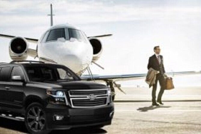 Private Airport Transfer in Toronto - The Experience and Fleet