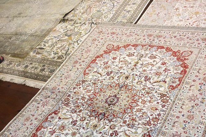 Private Cairo shopping tour to real papyrus museum Lotus oil factory jewelries - The Experience in Detail