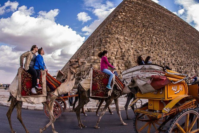 Private Cairo Tour to Pyramids of Giza Museum Citadel - The Experience: Pros and Cons
