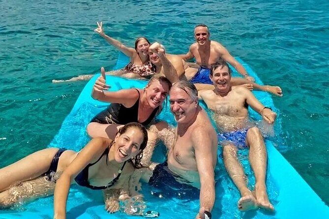 Private Catamaran Tour Charter Custom El Cielo and beach break - An in-Depth Look at the Tour: What You Can Expect