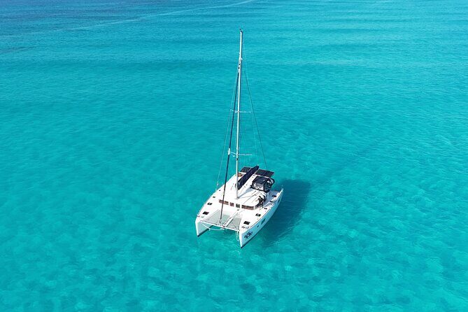 Private Catamaran Tour Super to Isla Mujeres - Key Points