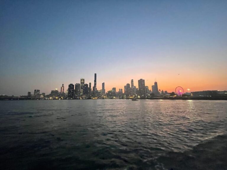 Private Chicago Boat Rental - Explore Chicago's Skyline - Who Will Love This Experience?
