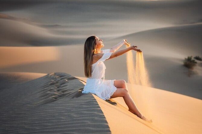 Private Evening Desert Safari with BBQ Dinner & Sand Boarding - Transportation & Group Size