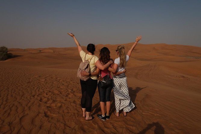 Private Evening Red Dunes Desert Safari - Camel Farm and Camel Rides: A Cultural Touch