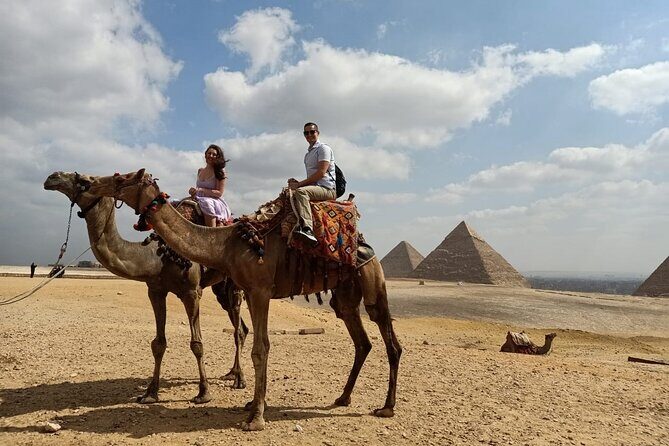 Private Expert tour Giza Pyramids ,Sphinx ,Nile Dinner Cruise & Belly Dancer - Authentic Photo Opportunities and Local Bazaars