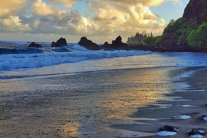 Private Full Day Hana Jeep Tour - What’s Included and What’s Not
