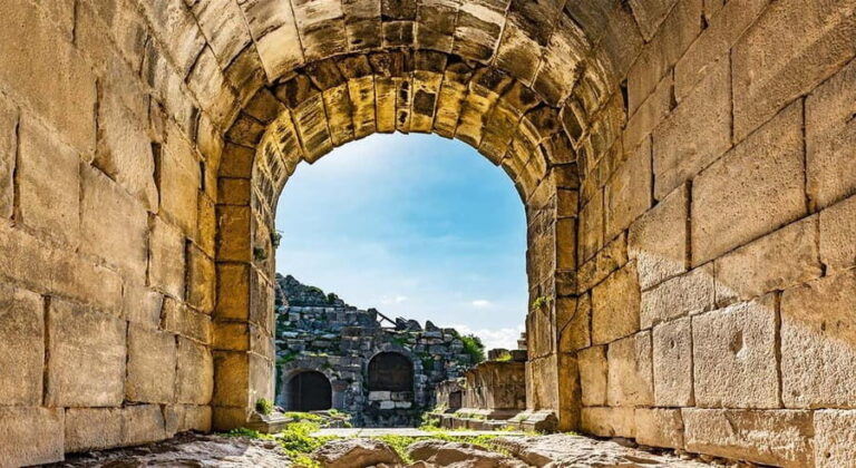 Private Full Day Trip of Umm Qais, and Pella from Amman - What’s Included and What’s Not?