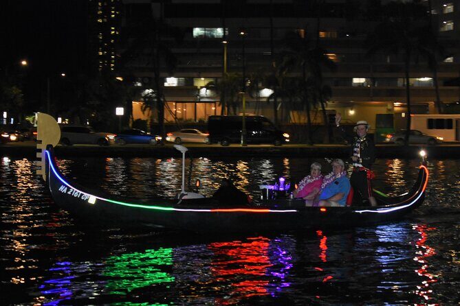 Private Gondola Cruise in Waikiki with Drinks and Pastry - What Makes This Tour Special?