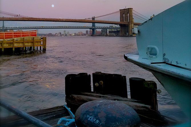 Private Guided Walking Tour of the Brooklyn Bridge and DUMBO - Brooklyn Bridge Park