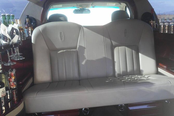 Private limo 4-Hour Tour: Hollywood, Santa Monica and Venice - What Makes This Tour Stand Out