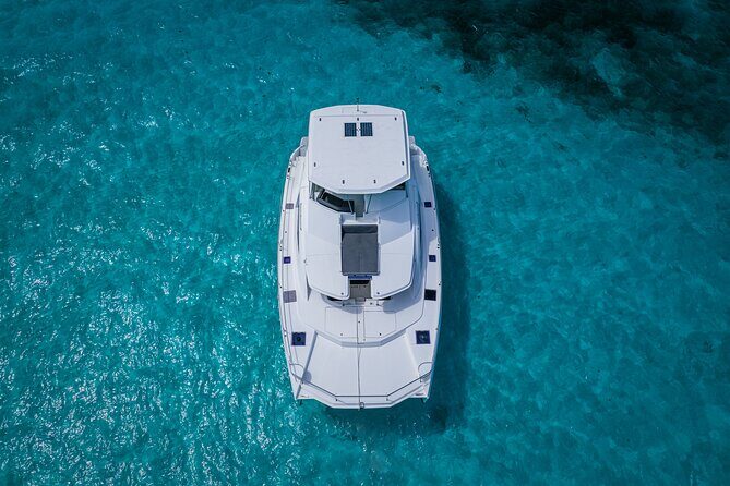 Private Luxury Bachelorette party Leopard Cat 51' - What Do Past Guests Say?