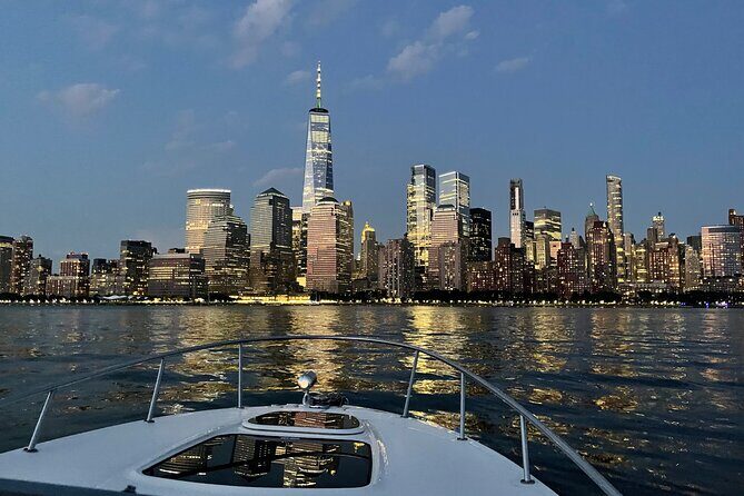 Private Luxury Daytime Boat Tour in New York City - 1 Hour - Sample Review Quotes that Capture the Experience