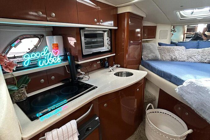 Private Luxury Yacht in Miami - Who Will Love This Tour?
