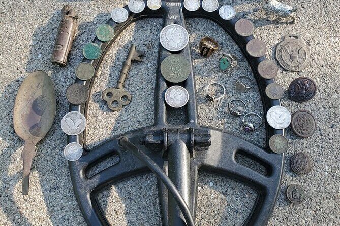Private Metal Detecting Tour to Simmons Island Beach of Kenosha - A Deep Dive into the Kenosha Metal Detecting Experience