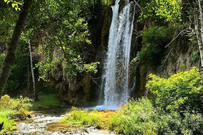 Private Northern Hills Tour including Spearfish Canyon, Deadwood - Why This Tour Offers Good Value
