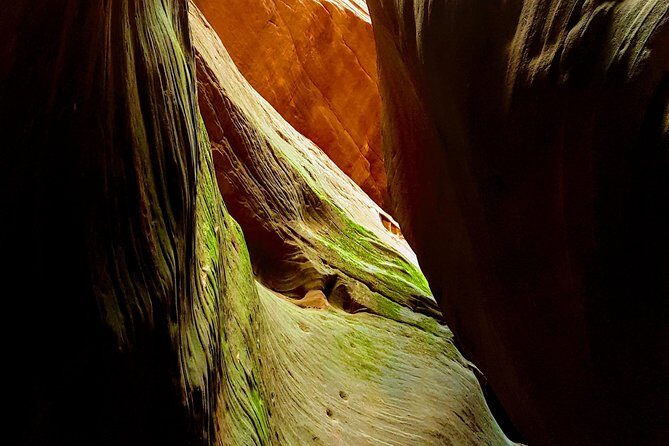 Private Peek-A-Boo slot canyon guided tours - The Value of a Private Guided Tour