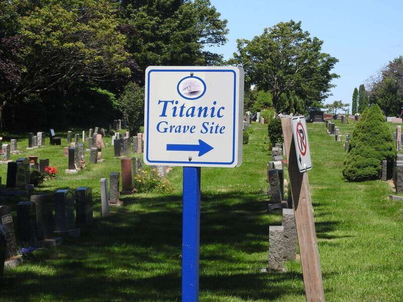 Private Peggy's Cove & Halifax City Sightseeing 6 hrs.
