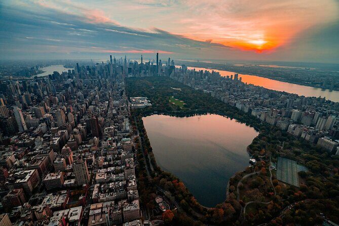 Private Romantic NYC Helicopter Scenic Charter with Champagne - Who Should Consider This Tour?