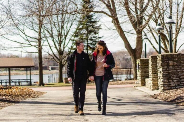 Private Romantic Walking Tour For Couples in Montreal - What Makes This Tour Stand Out