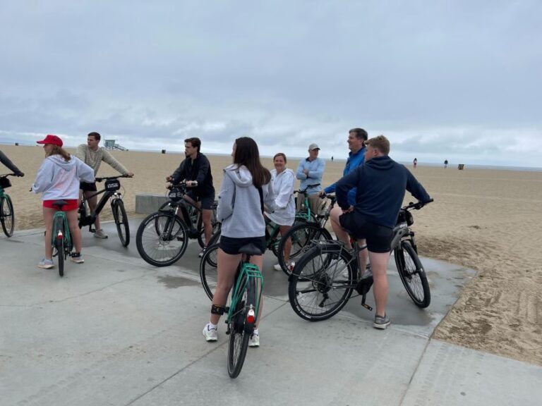 Private Santa Monica and Venice Beach Bike Tour - Muscle Beach and the Venice Boardwalk