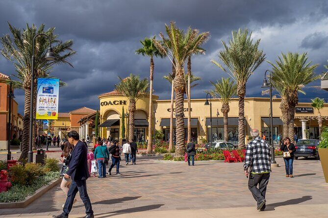 Private Shopping Tour from Palm Springs to Desert Hills Outlets - Desert Hills Premium Outlets: The Main Event