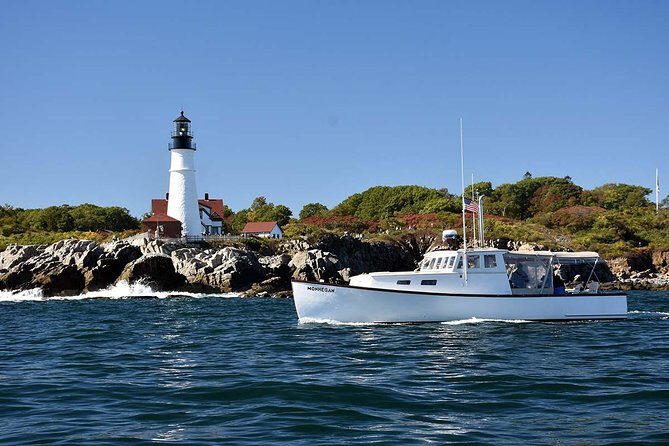 Private Sightseeing Charter on a Vintage Lobster Boat with Drinks - What to Expect and Tips for the Day