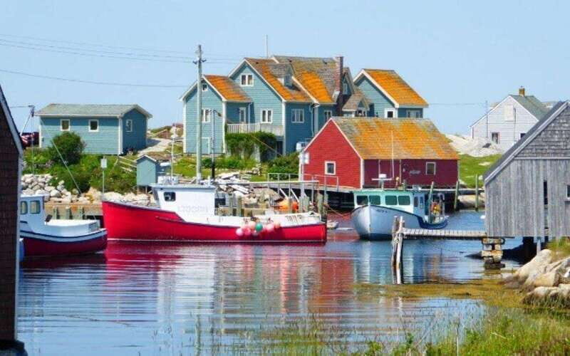 Private Sightseeing Halifax City with Peggy's Cove Visit