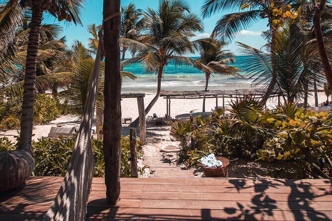 Private Sightseeing in Bacalar to Tulum with Local English Speaking Driver - The Transportation: Comfort and Practicality