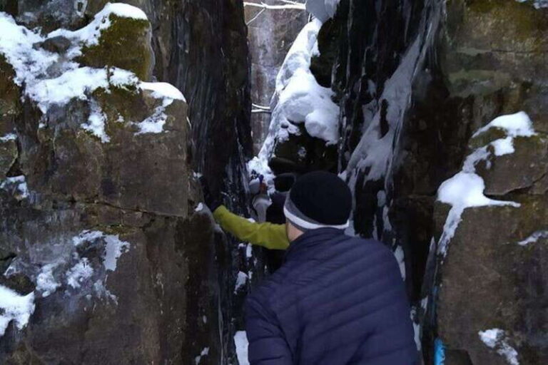 Private Singhampton Caves Snowshoe-Collingwood/Blue Mountain - Exploring the Itinerary in Detail