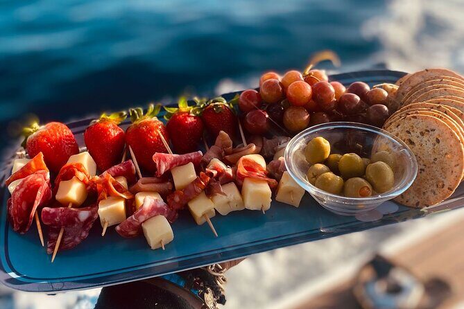 Private Sunset Cruise in San Jose del Cabo Appetizers,open bar - The Itinerary Breakdown