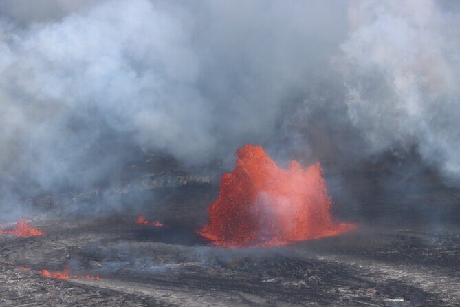 Private Tour from Hilo to Hawaii Volcanoes Natl Park Mercedes Van - What Makes This Tour Stand Out